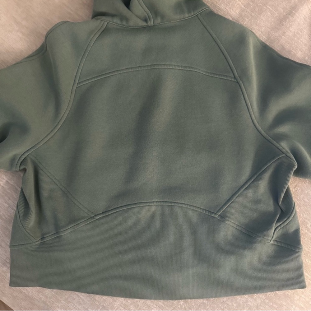 Lululemon Eucalyptus Green Oversized Full-Zip Cropped Scuba Hoodie| XS/S - Picture 6 of 8